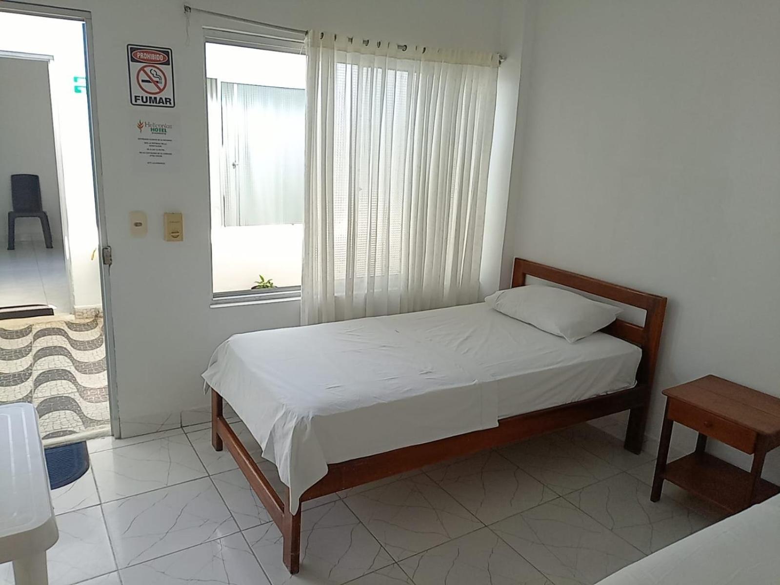 לטיסייה Hotel Heliconias מראה חיצוני תמונה
