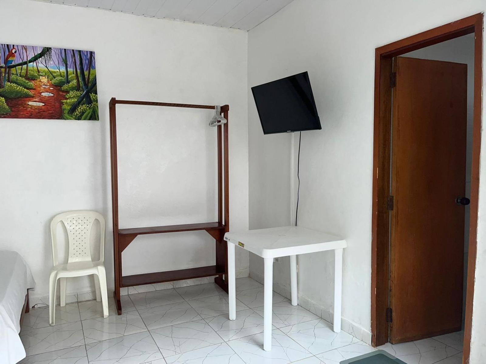 לטיסייה Hotel Heliconias מראה חיצוני תמונה