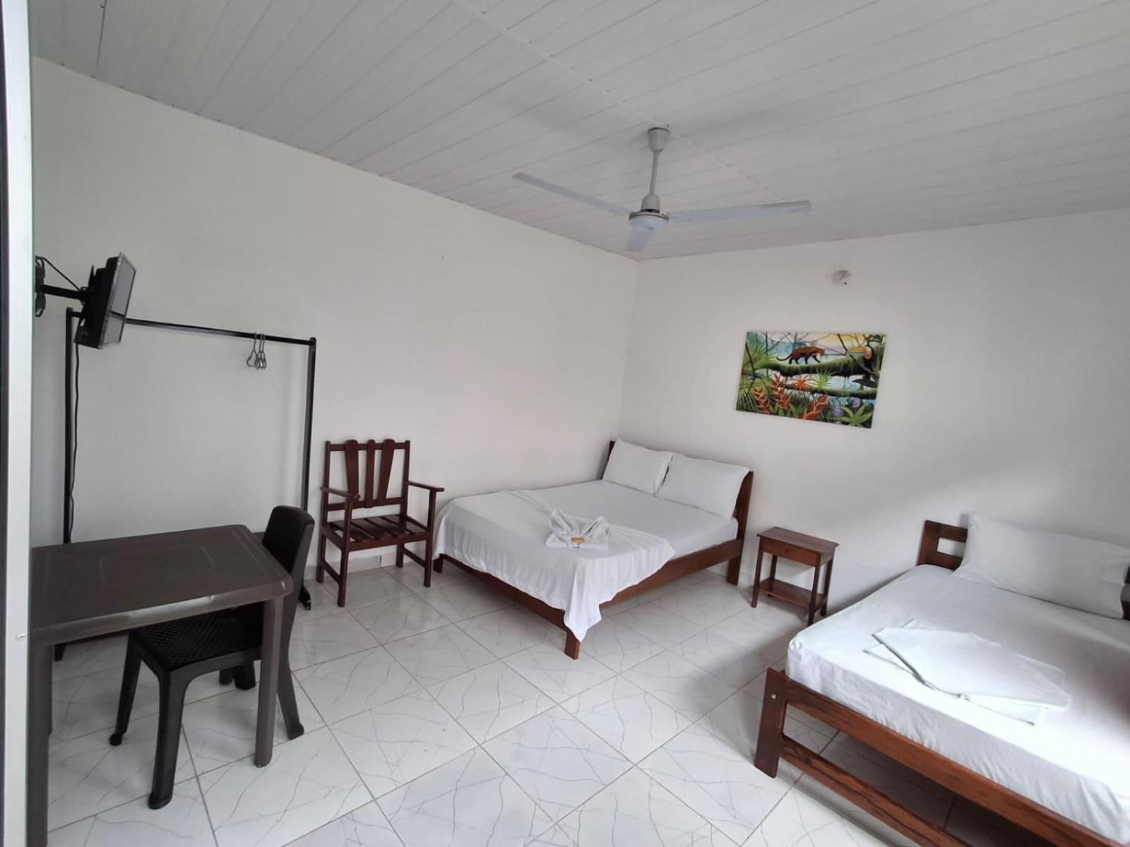 לטיסייה Hotel Heliconias מראה חיצוני תמונה