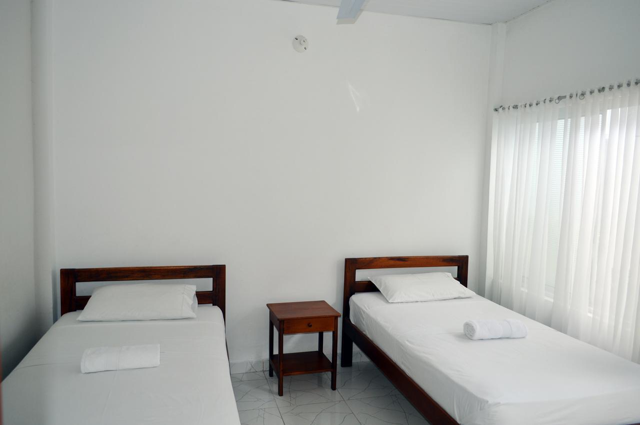 לטיסייה Hotel Heliconias מראה חיצוני תמונה